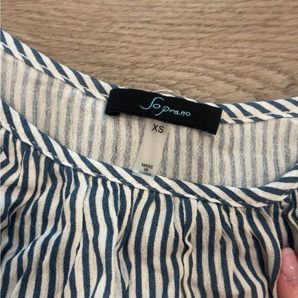 Soprano Thin Blue and White Stripe Cold Shoulder Ruffle Top - Picture 4 of 5